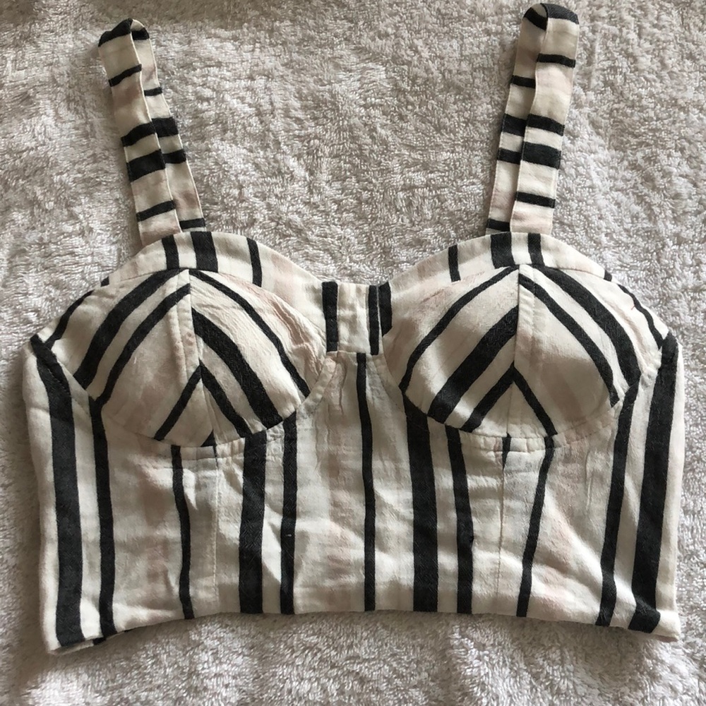 Crop top - Picture 2 of 2